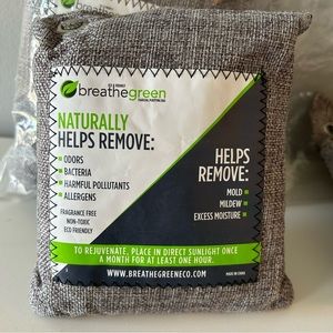 Set of 4 BreatheGreen charcoal purifying bags, New